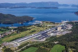 Norsk-Hydro-aluminum-smelter-norway